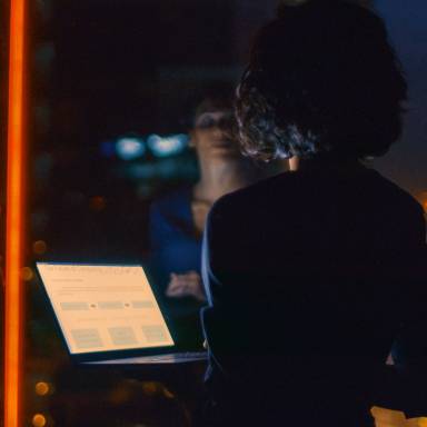 image illustrate pillar for JP Morgan Markets: More transparency, more coverage
